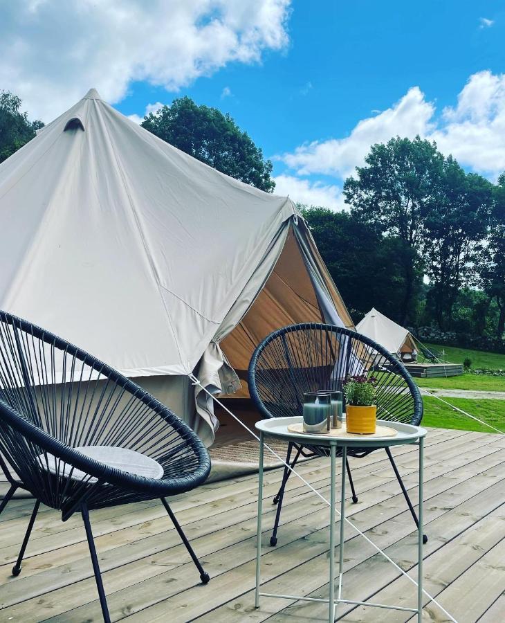 Hjelmeland Hoiland Gard Gardshotellet מראה חיצוני תמונה